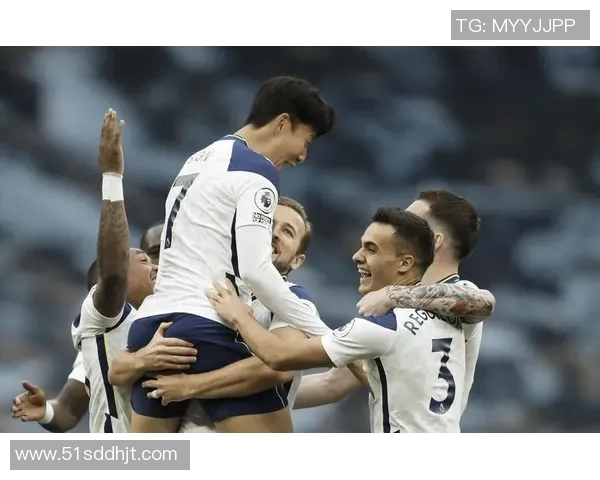 足球更衣室的含义及其在球队文化中的重要性解析